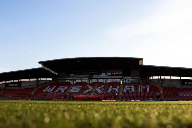 亚博体育官网-即将迎战切尔西！雷克瑟姆官方呼吁球迷不要在比赛中喊恐同口号